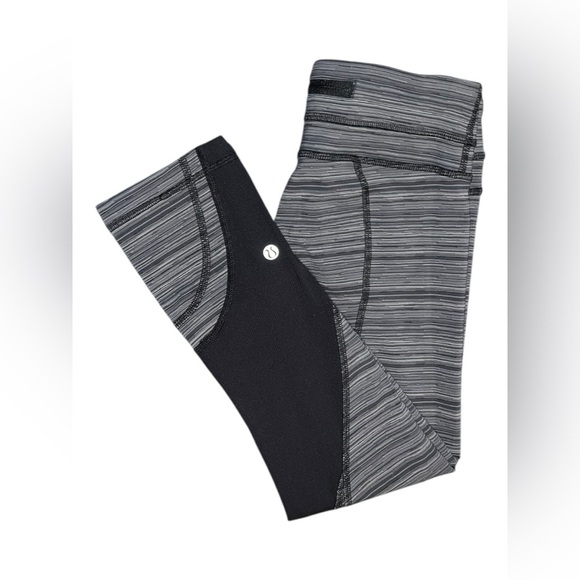 Lululemon Inspire Crop Leggings – Deep Coal / Black Stripe – Size 4 - Picture 1 of 3